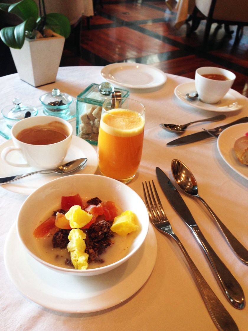 Breakfast in the Club Lounge